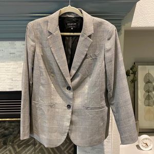 Jones New York Collection plaid Woman’s Business Blazer